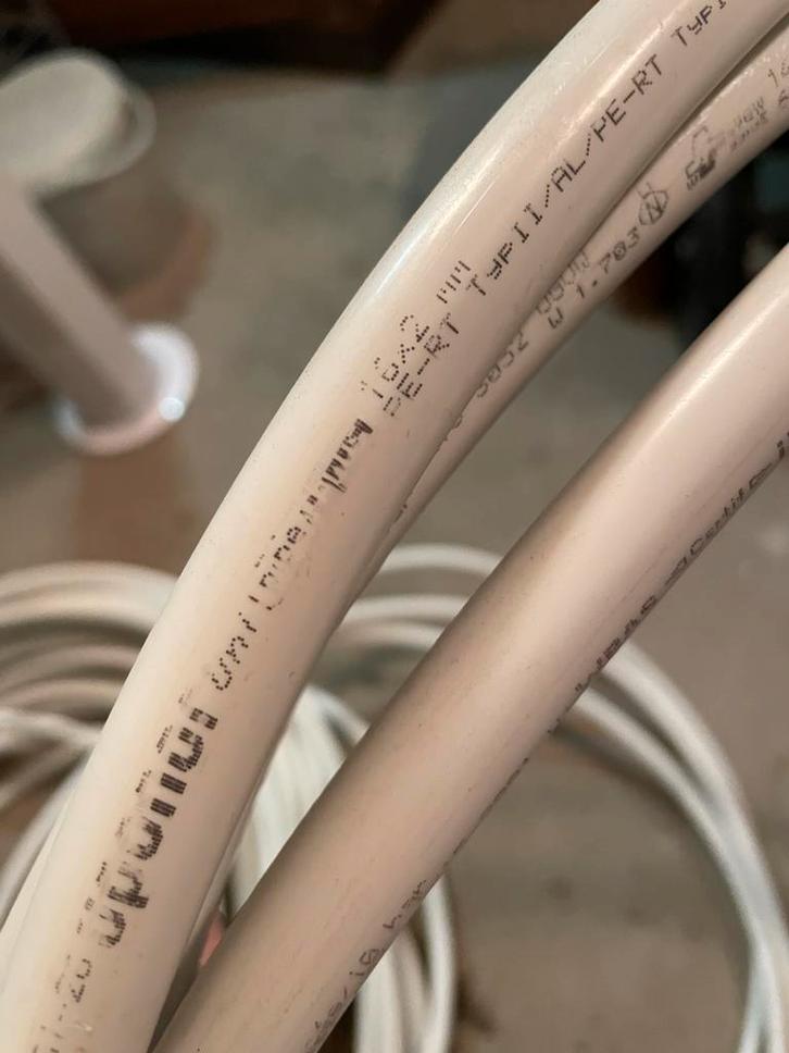 Uponor en Henco 16x2  4 reststukken, Doe-het-zelf en Verbouw, Buizen en Afvoer, Gebruikt, Overige typen, Overige materialen, 6 meter of meer