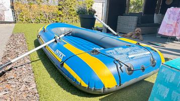 Intex Opblaasboot - Challenger 3 Zo goed als nieuw! beschikbaar voor biedingen