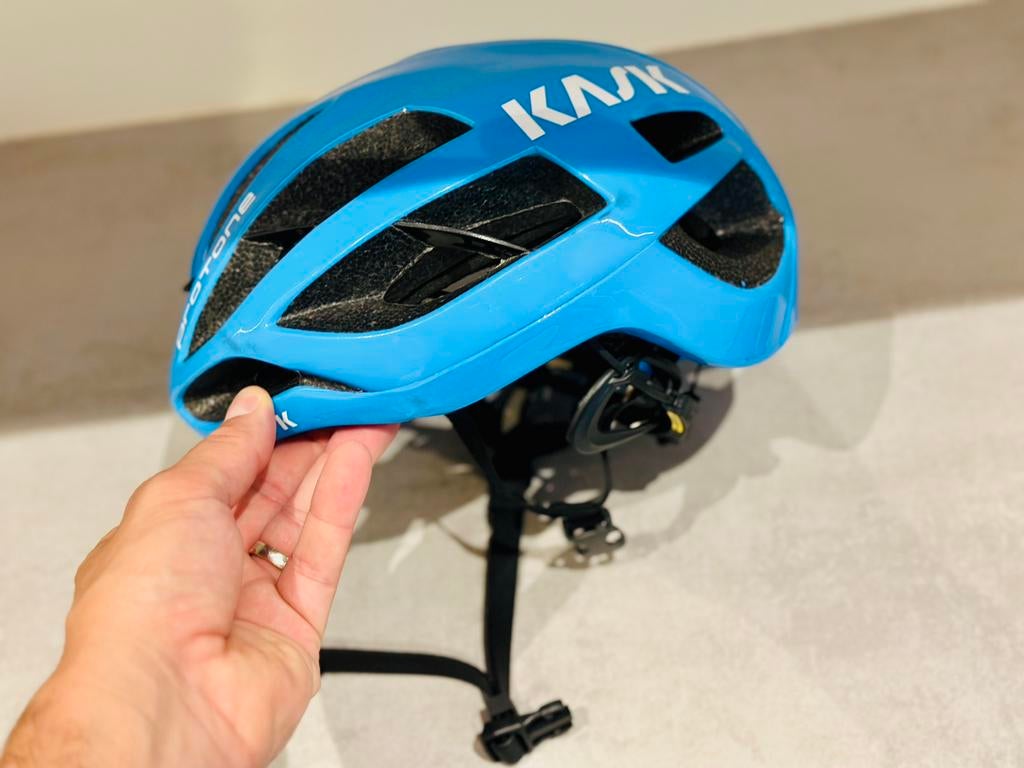 Wielrenkleding wielrenhel helm fietshelm maat M 52-58 cm, M, Dames, Ophalen of Verzenden, Zo goed als nieuw