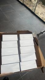 Partij airpods 45 per stuk, Ophalen of Verzenden, Zo goed als nieuw, Bakstenen