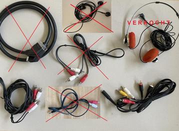 Diverse Audiokabels / Scart kabel / RCA kabels / Oortjes beschikbaar voor biedingen