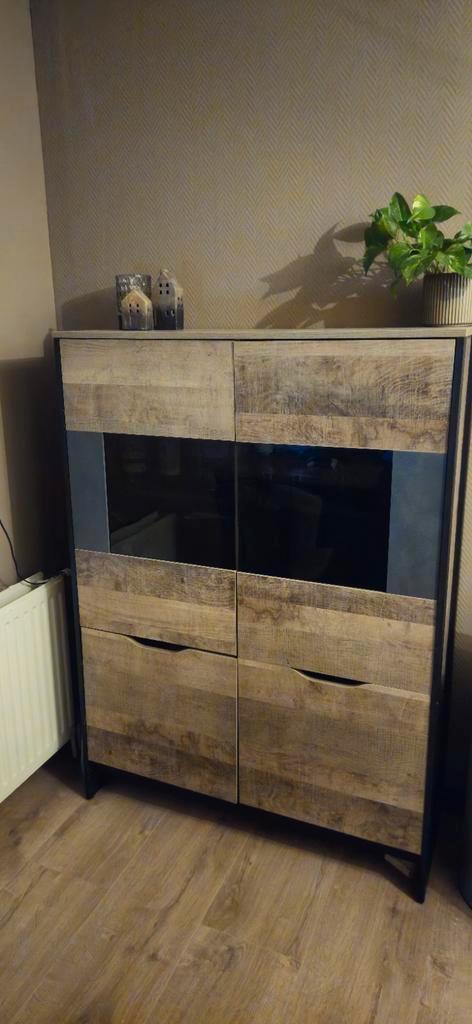 Servieskast €30, Huis en Inrichting, Complete inboedels, Ophalen of Verzenden