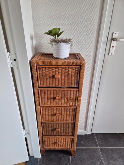 Smalle rotan ladekast, Huis en Inrichting, Kasten | Ladekasten, Zo goed als nieuw, Minder dan 50 cm, 25 tot 50 cm, 5 laden of meer