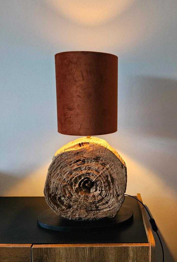 Unieke Design Tafellamp - Designerstuk uit Neurenberg, Huis en Inrichting, Lampen | Tafellampen, Ophalen, Zo goed als nieuw, Hout