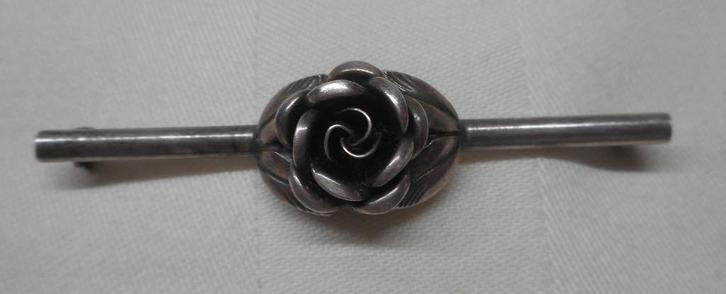 Zilveren vintage Teka broche roos nr.354, Sieraden, Tassen en Uiterlijk, Broches, Zo goed als nieuw, Zilver, Zilver, 4 tot 7 cm