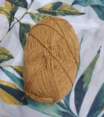 1 grote promo bol wol oker geel, Ophalen of Verzenden, Nieuw, Materiaal