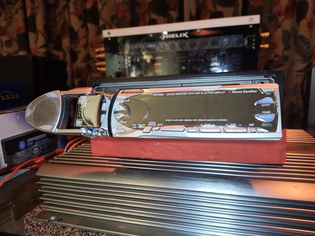 Zolder opruimen *auto-radio's*gezocht voor *€€€*, Auto-onderdelen, Vrachtwagen-onderdelen, Ophalen of Verzenden