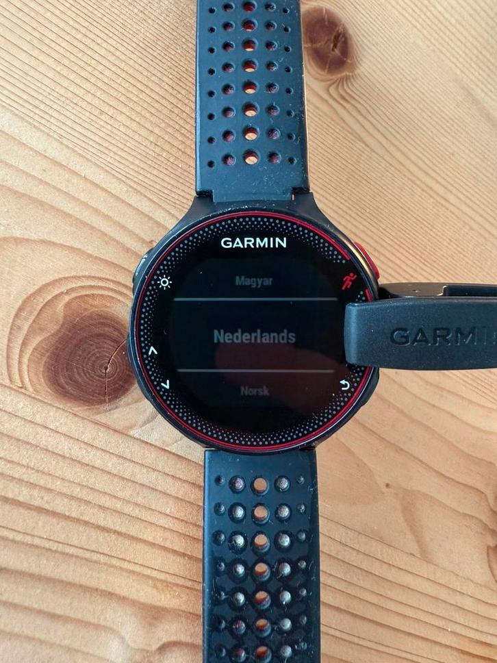 Garmin Forerunner 235, Sieraden, Tassen en Uiterlijk, Sporthorloges, Zo goed als nieuw, Android, Zwart, Hartslag, Ophalen of Verzenden