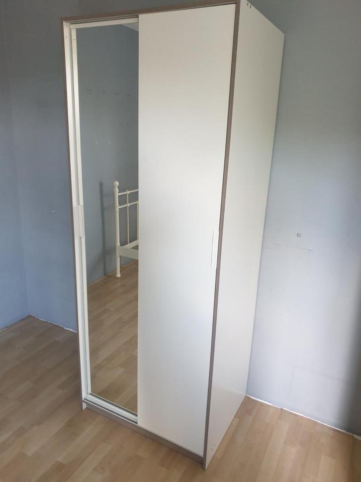 Witte kledingkast met schuifdeuren en spiegel, Huis en Inrichting, Kasten | Kledingkasten, Zo goed als nieuw, 150 tot 200 cm, 50 tot 100 cm