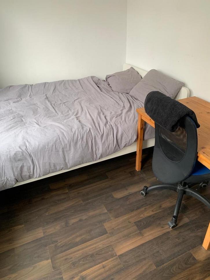 Gratis op te halen. Ikea Bedframe 140x200cm + Lattenbodem, Huis en Inrichting, Slaapkamer | Bedden, Gebruikt, Tweepersoons, 140 cm