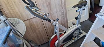 Spinning fiets beschikbaar voor biedingen