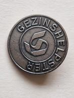 Vintage -1964 - Broche gezinshelpster., Ophalen of Verzenden, Zo goed als nieuw, 4 tot 7 cm, Overige materialen