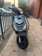 Zip 4t 2v 50cc (voor handige klusser), Fietsen en Brommers, Scooters | Piaggio, Ophalen, Gebruikt, Zip, Benzine