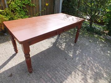 tuintafel.... beschikbaar voor biedingen