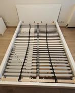 MALM bedframe 140 x 200 wit, lönset lattenbodem + 2 lades, Huis en Inrichting, Slaapkamer | Bedden, Ophalen, Wit, 140 cm, Zo goed als nieuw