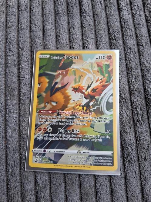 Galarian Zapdos SWSH283 - Foil Pokémonkaart, Hobby en Vrije tijd, Verzamelkaartspellen | Pokémon, Zo goed als nieuw, Losse kaart
