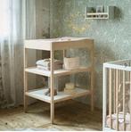 Petite Amelie Changing Table (White + Natural Wood), Ophalen, Zo goed als nieuw, Tafel(s) en Stoel(en)
