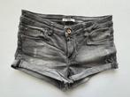 Hip kort broek Anti Bleu - maat: L Grijze korte jeans broek, Kort, Maat 42/44 (L), Ophalen of Verzenden, Zo goed als nieuw