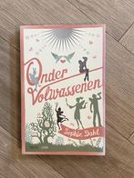 Sophie Dahl - Onder Volwassen, Boeken, Ophalen of Verzenden, Europa overig, Zo goed als nieuw