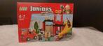 LEGO Juniors Brandweerkazerne 10671 Compleet, Ophalen of Verzenden, Zo goed als nieuw, Complete set, Lego