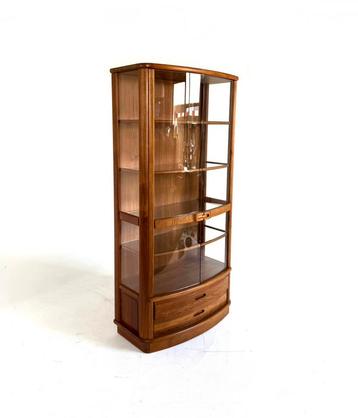 Vintage Deense vitrinekast Teak & glas ‘80 beschikbaar voor biedingen