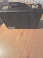 Bes Klarinet, Buffet Crampon E13 17/6, Muziek en Instrumenten, Blaasinstrumenten | Klarinetten, Zo goed als nieuw, Met koffer