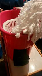 Schoonmaak mop + emmer – roze, Ophalen, Dweilemmer, -bak, of -wagen