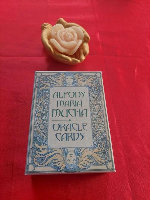 Alfons maria mucho oracle cards, Boeken, Esoterie en Spiritualiteit, Zo goed als nieuw, Overige typen, Tarot of Kaarten leggen