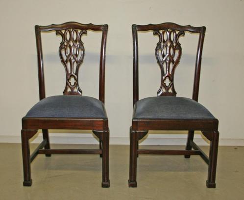 Mooie klassieke stoelen van Jeantique, Huis en Inrichting, Stoelen, Gebruikt, Twee, Hout, Stof, Overige kleuren, Ophalen