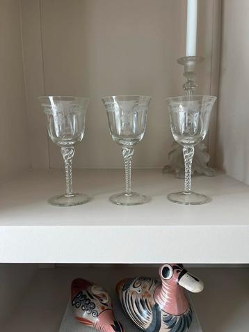 Romanise Wijnglazen Set van 3 - Bloemen Geslepen Poot beschikbaar voor biedingen