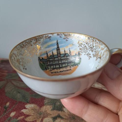 Kopje Wien, Rathaus, Antiek en Kunst, Antiek | Servies compleet, Ophalen of Verzenden