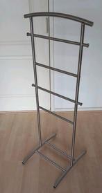 Ikea Grundtal dressboy incl. sieradenbakje en kledinghangers, Ophalen, Gebruikt