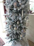 kunst kerstboom smal model volle takken besneeuwd 215cm, Ophalen, Zo goed als nieuw