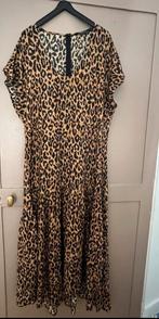 Zara leopard jurk maat L, Kleding | Dames, Jurken, Maat 42/44 (L), Ophalen of Verzenden, Zo goed als nieuw, Onder de knie