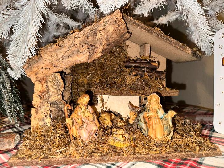 Prachtige Handgemaakte Kerststal Beeldjes, Antiek en Kunst, Curiosa en Brocante, Ophalen of Verzenden