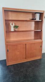 Mooie retro vintage schoolkast kast, Huis en Inrichting, Kasten | Roldeurkasten en Archiefkasten, Ophalen, Gebruikt, 25 tot 50 cm