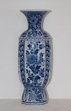 Delfts blauwe vaas Mosa Maastricht n/Delft dec 539, Antiek en Kunst, Antiek | Keramiek en Aardewerk, Verzenden
