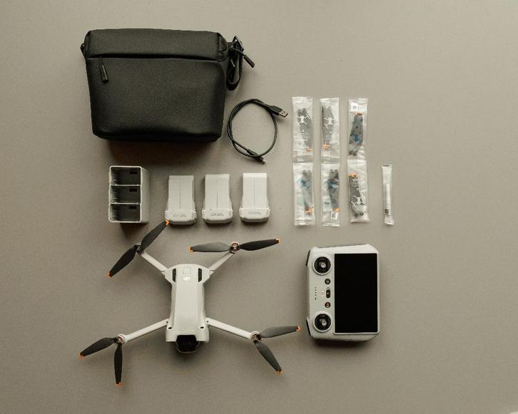 ZGAN DJI Mini 3 Pro + Smart Controller + 3 batterijen, Audio, Tv en Foto, Drones, Zo goed als nieuw, Ophalen