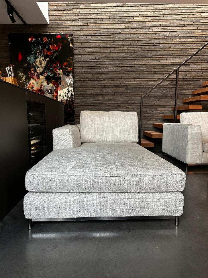 Minotti bank 3 elementen + Minotti Chaise Longue € 2800,-, Huis en Inrichting, Banken | Bankstellen, Zo goed als nieuw, Hoekbank