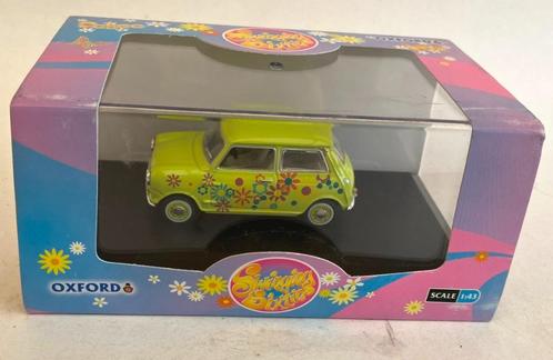 Mini Lime Floral Oxford MIN015., Hobby en Vrije tijd, Modelauto's | 1:43, Zo goed als nieuw, Auto, Overige merken, Ophalen of Verzenden