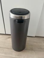 Brabantia touchbin circa 35 L, Huis en Inrichting, Woonaccessoires | Prullenbakken, Gebruikt, 50 tot 75 cm, Ophalen of Verzenden