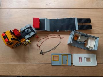 Playmobil vrachtwagen met oplegger 9898  beschikbaar voor biedingen