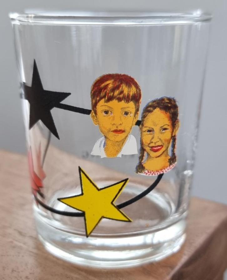 Glas Suriname zending - jaren 60 - uniek - ZGAN, Verzamelen, Glas en Borrelglaasjes, Zo goed als nieuw, Overige typen, Ophalen of Verzenden