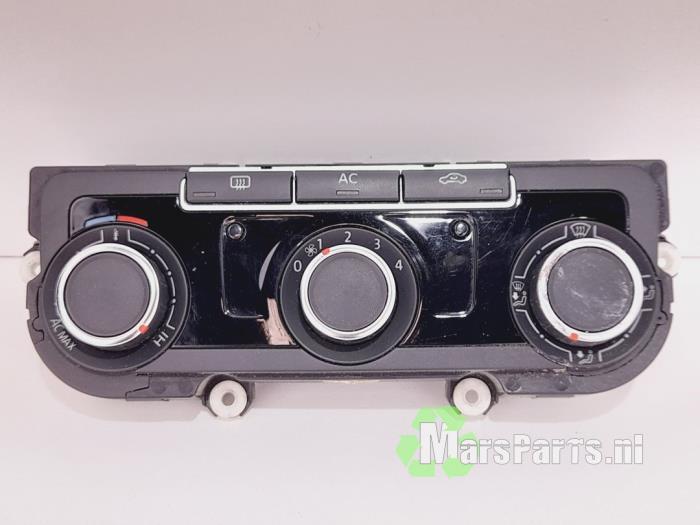 Kachel Bedieningspaneel van een Volkswagen Golf, Auto-onderdelen, Dashboard en Schakelaars, Volkswagen, Gebruikt, 6 maanden garantie