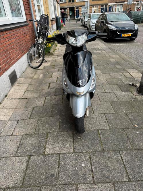 Peugeot vclic snor scooter voor onderdelen, Fietsen en Brommers, Scooters | Peugeot, Zo goed als nieuw, Overige modellen, Ophalen