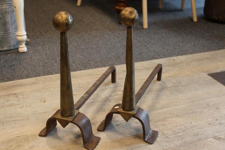 Brocante - Oude haard-bokken!, Huis en Inrichting, Haarden, Gebruikt, Houthaard, Ophalen of Verzenden