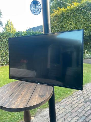 LG 43" inch monitor (43SE3KD-B) beschikbaar voor biedingen