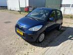 Hyundai i10 1.1 Dynamic Cool automaat, 17-GSP-5, Auto's, Gebruikt, 4 cilinders, Blauw, Overige brandstoffen