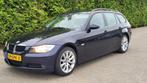 BMW 3 Serie Touring 318i Business Line NAVI SPORTSTOELEN, Achterwielaandrijving, Zwart, Origineel Nederlands, Handgeschakeld
