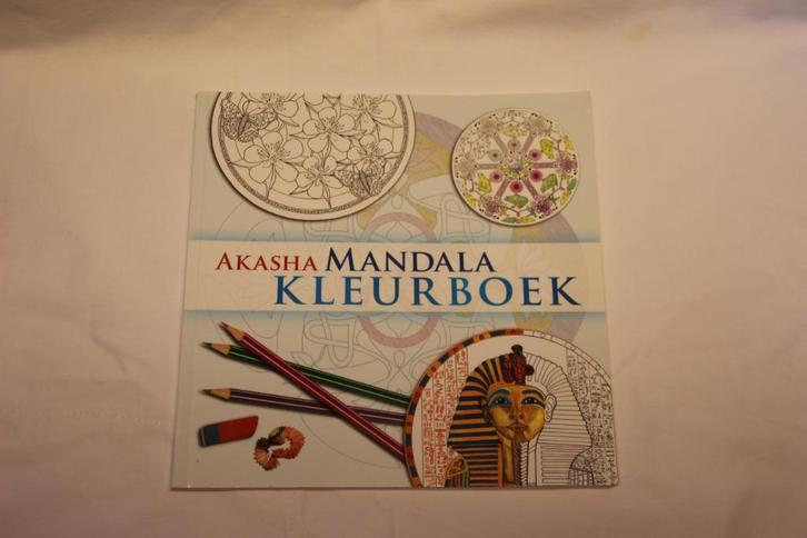 Het Akasha Mandalakleurboek, Boeken, Hobby en Vrije tijd, Zo goed als nieuw, Tekenen en Schilderen, Ophalen of Verzenden